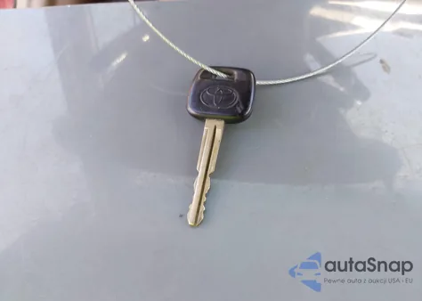 2002 Toyota Camry Le из США, поврежденный, VIN 4T1BE32K02U050897